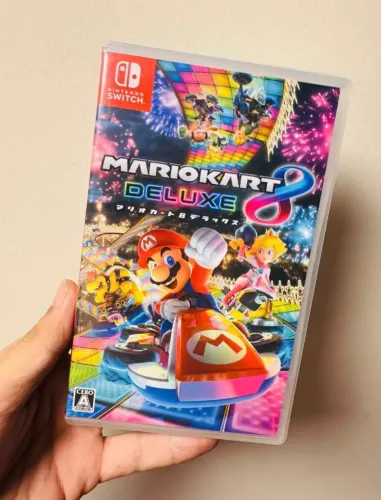 Mario kart 8 deluxe