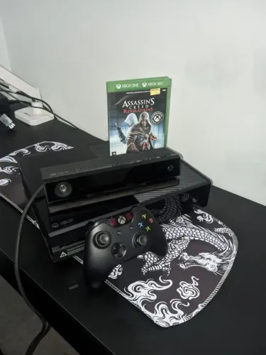 Xbox One Fat + Kinect + Jogo Físico + Brinde (Battlefield 1 e 4) - Completo