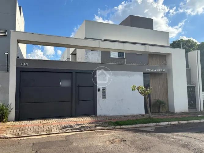 SOBRADO EM CONDOMÍNIO COM PLANEJADOS