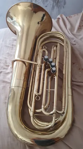 Tuba