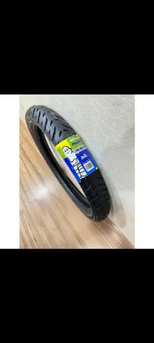 Pneu de moto