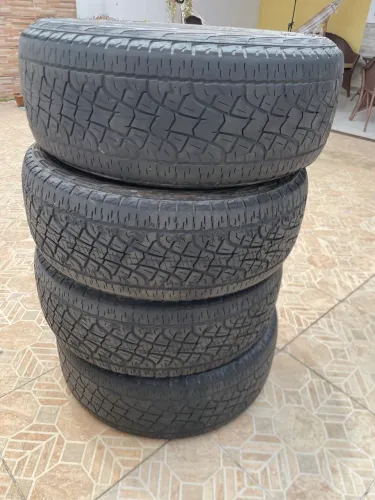 Pneus Pirelli 265/60 R18