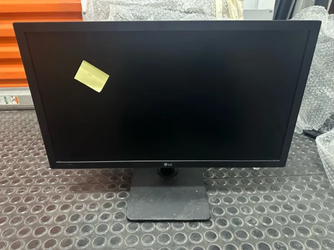 Monitor LG 21.5" Full HD (Modelo 22MP410-B) - Ótimo Estado