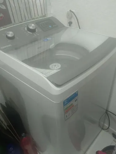 Máquina de lavar nova