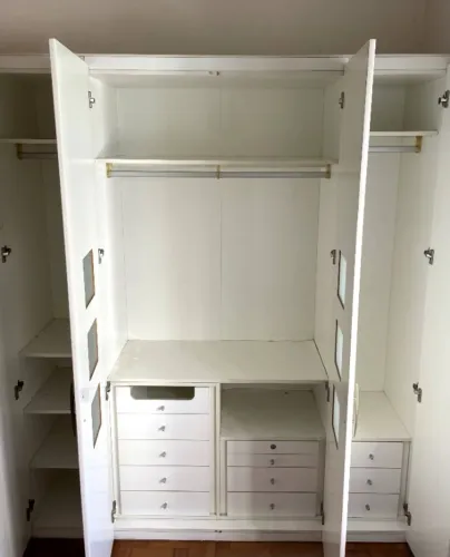 Guarda-roupa de casal LACCA 2,00m branco 4 portas em excelente estado