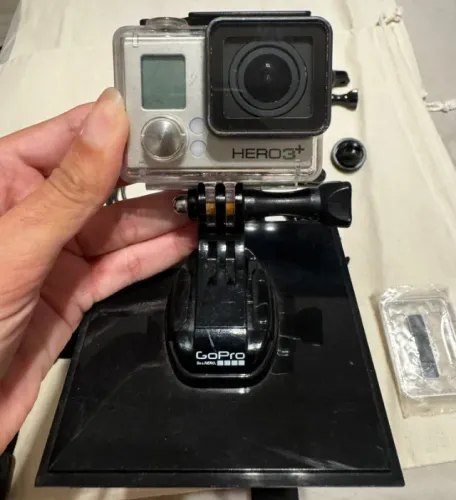 GoPro Hero 3+ e Acessorios Usada