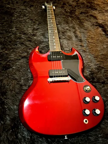 Gibson SG special vintage sparkling burgundy
