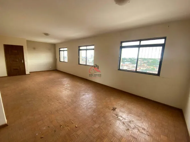 Apartamento no Bairro Estados Unidos com 3 Quartos (1 Suíte com Closet)