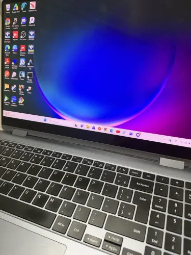 Galaxy book4 360 i5, 16 GB, SSD 512 G