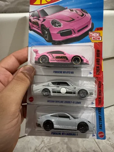 Hot wheels 