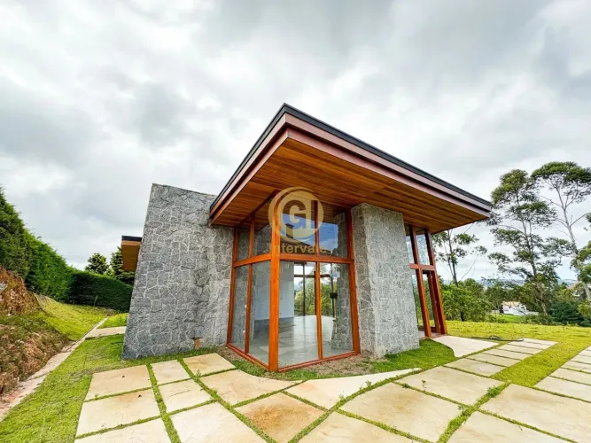 Casa em Condomínio - Campos do Jordão/SP Seja 1 dos 4 Proprietários, deste imóvel em condo