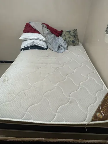 Vendo Cama casal