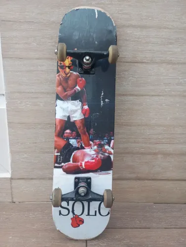 Skate profissional Solo Decks