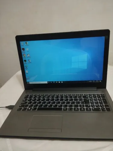 Notebook Lenovo i3 SSD 4GB de RAM Novo Olxpay Envio
