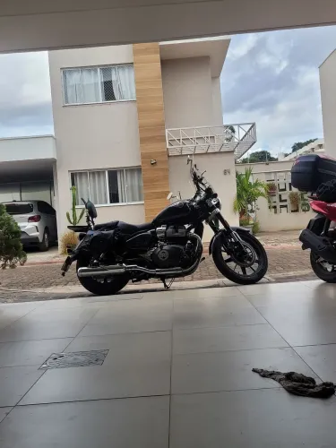 Super meteor 650 2025 de procedência único dono.