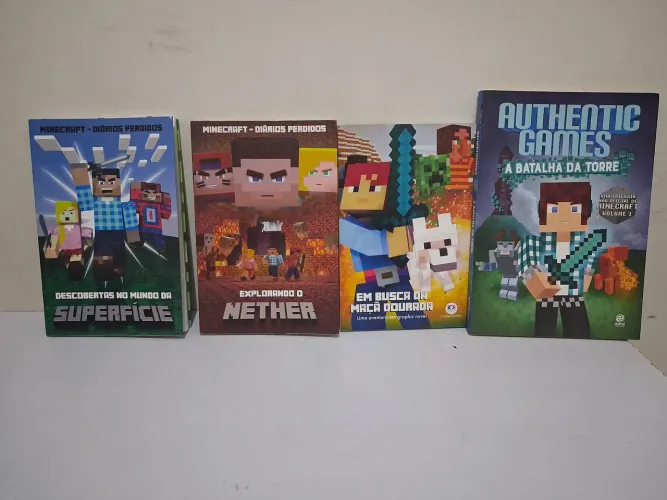 Livros do jogo minecraft,contendo autenticação games e outras duas franquias