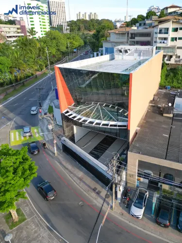 VENDA - Prédio Comercial com 1.477m² e 4 pavimentos em Ondina.