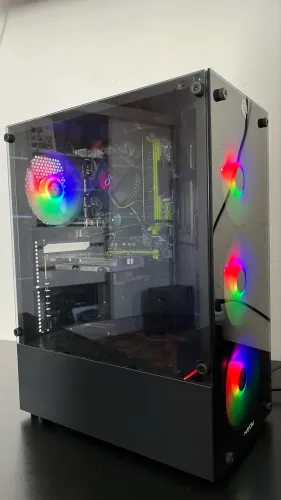 PC Gamer i7 16GB RX 550 4GB SSD 480GB RGB