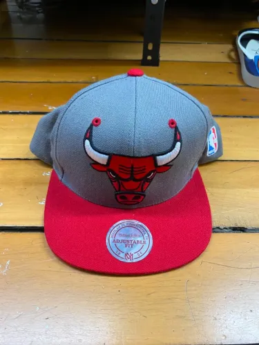Boné Mitchell & Ness NBA HWC Chicago Bulls Vermelho Original | Excelente Estado
