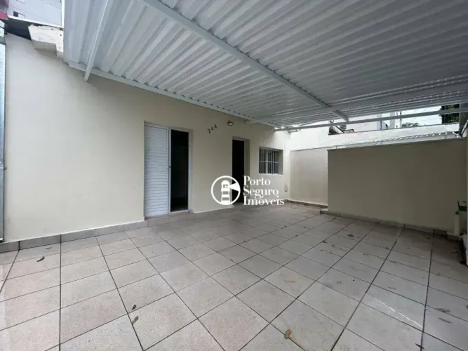 Casa com 3 dormitórios para alugar, 80 m² por R$ 2.583,55/mês - Vila Jones - Americana/SP