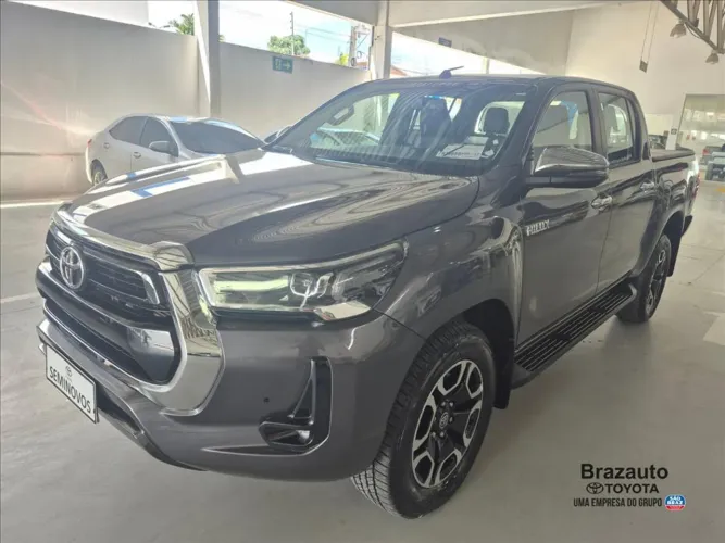 Toyota Hilux CD SRV 4X4 2.8 TDI Diesel Aut. 2025