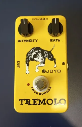 PEDAL TREMOLO JOYO ESTADO DE NOVO SEM CAIXA R$250,00