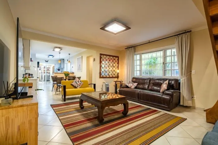 Casa à venda em vila na Barra Funda com 198m², 3 Suítes e 1 Vaga