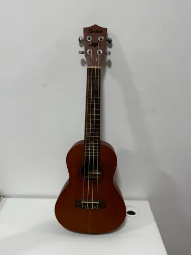 Ukulele Shelby