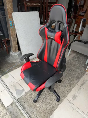 Cadeira gamer seminova