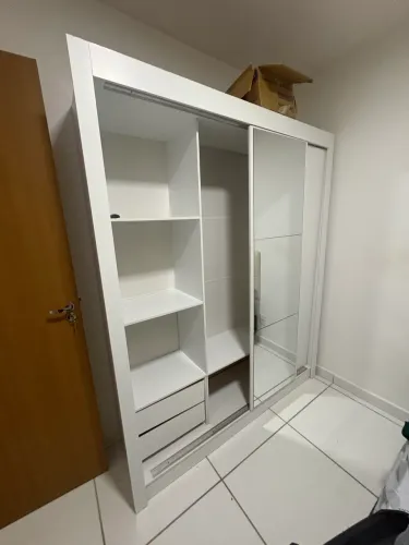 Guarda roupa