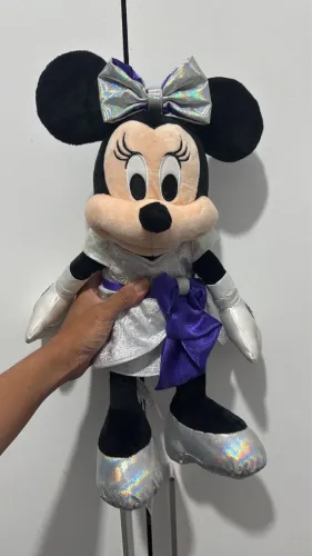 Pelúcia Minnie Mouse Disney 100 anos