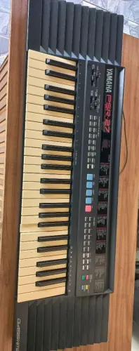 Teclado Yamaha PSR 27