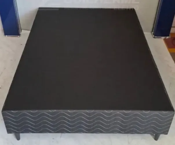 Vendo base de cama box casal