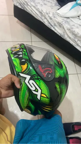 Capacete semi novo ASX 