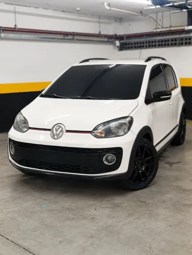 Volkswagen Up! Cross 1.0 TSI Total Flex 12V 5P 2016