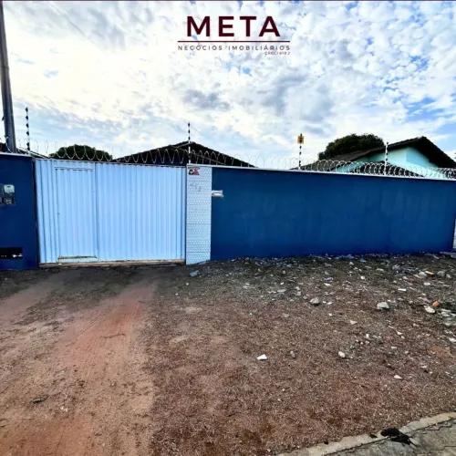 ALUGA-SE EXCELENTE CASA NO CIDADE SATÉLITE