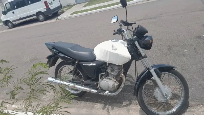 Moto ótima para trabalho ou para dia dia