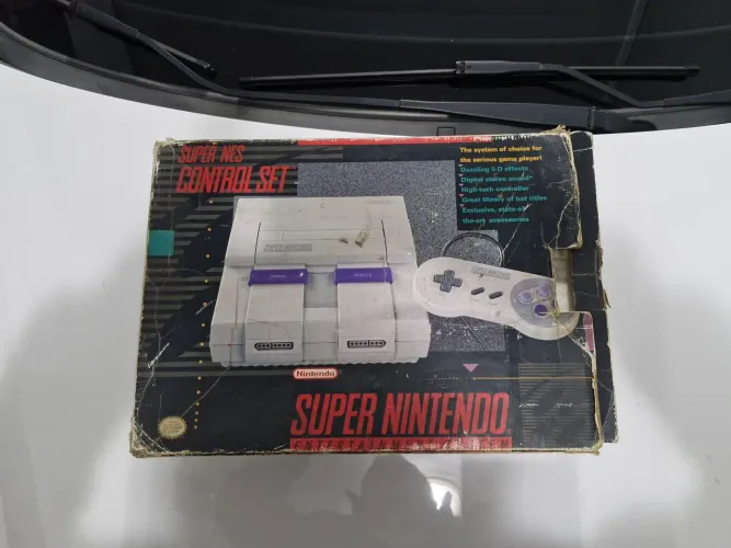 Super nintendo completo na caixa