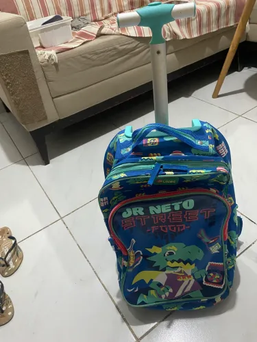 Mochila puket + estojo+ necessaire