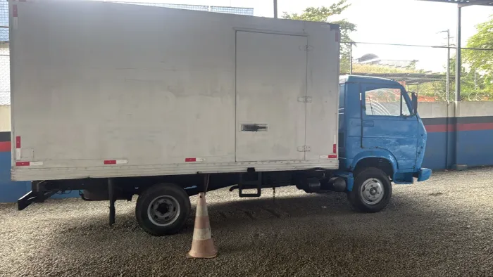 CAMINHÃO VW Volkswagen 7-90