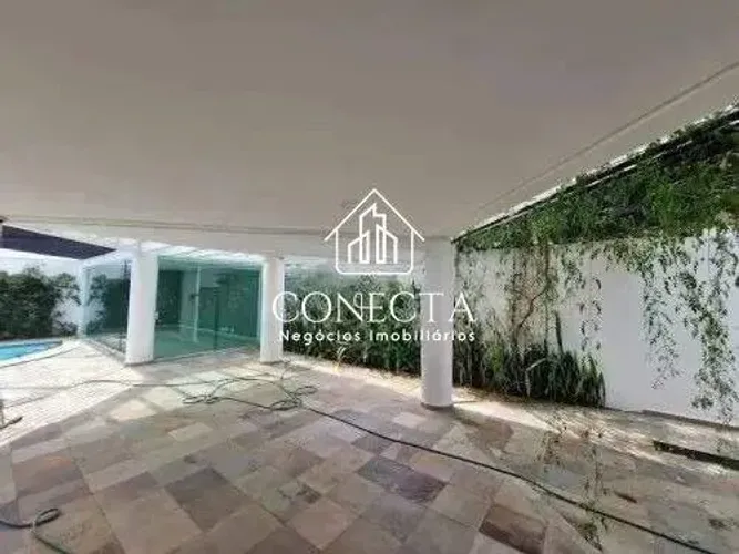 Casa para Aluguel em Uberlândia  Jardim Karaíba, 3 Quartos com Piscina