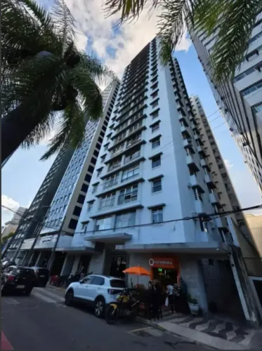 Amplitude que abraça, ventilação que renova: o seu refúgio na charmosa  Rua da Aurora!