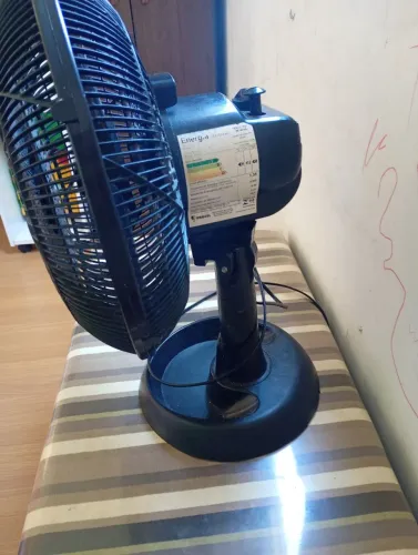 Vendo ventilador funcionando perfeitamente 