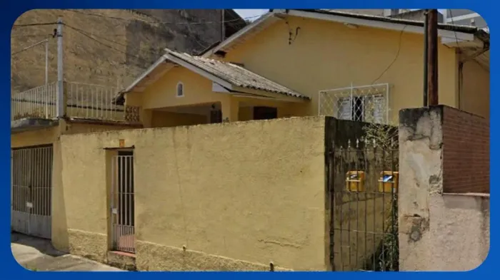 TERRENO COM FENFEITORIAS - Rua Doutor Salvador Carboni, 25/31, São Paulo/SP, penhora sobre