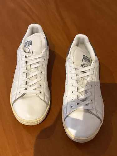 tênis Stan Smith Adidas. cor off white, tamanho 42. ótimos estado.