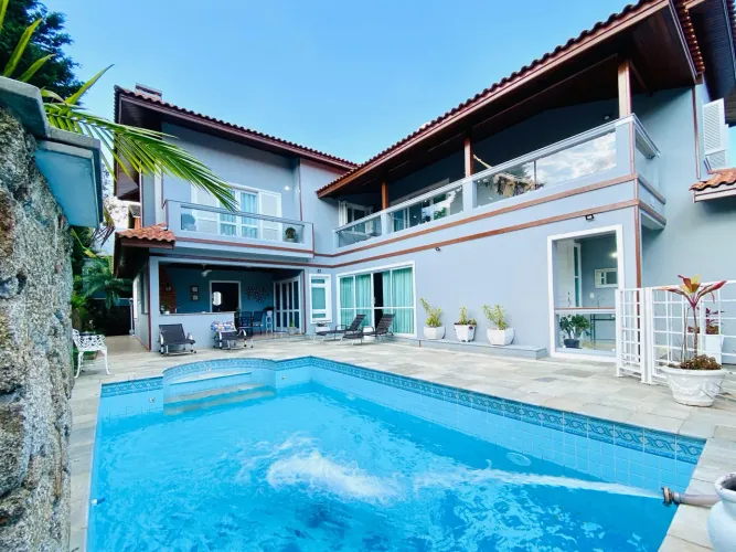 Casa de Condomínio à venda na Avenida dos Lagos, Aldeia da Serra, Barueri - SP