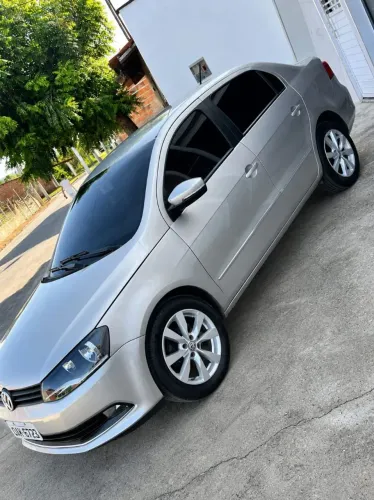 Volkswagen Voyage Comf/highli. 1.6 MI T.flex 8V 4P 2014