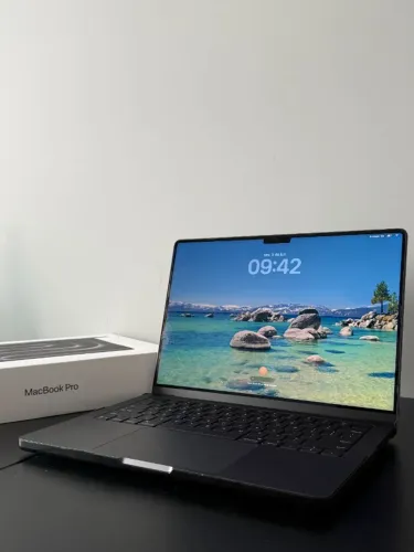 Macbook Pro M5 16gb 1TB