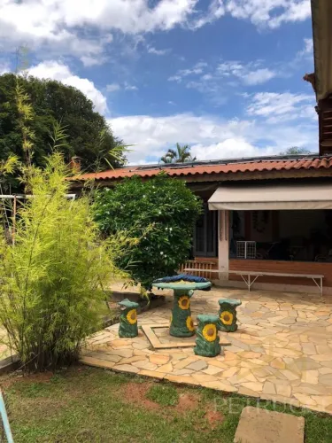 Chácara com 3 dormitórios à venda, 1000 m² por R$ 774.000,00 - Chácaras Luzitana - Hortolâ