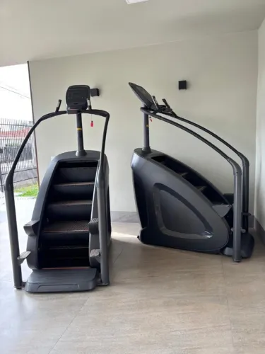 ESCADAS PROFISSIONAIS KONNEN